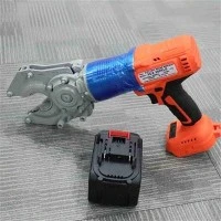 Máy kéo cốt thép