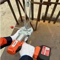 Cờ lê xoay điện cầm tay